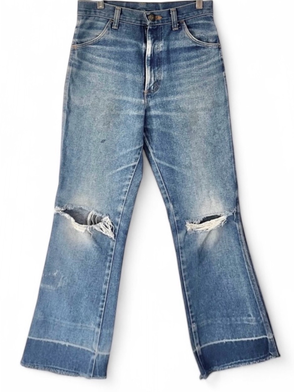 Wrangler Vintage No Fault 70s Distressed Bootcut High Rise Cropped Blue Jeans 28